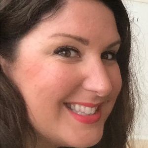 Meet your Posher, Myriam